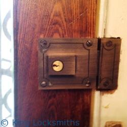 Front Door Lock Rekey Glassmanor MD