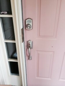 king-locksmith-and-doors-home-security-tips-keyless-entry